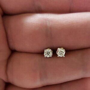 14K Gold 0.25 Ct Lab Grown Diamond Earrings